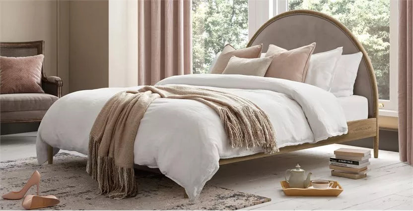 Saunder Bed Set