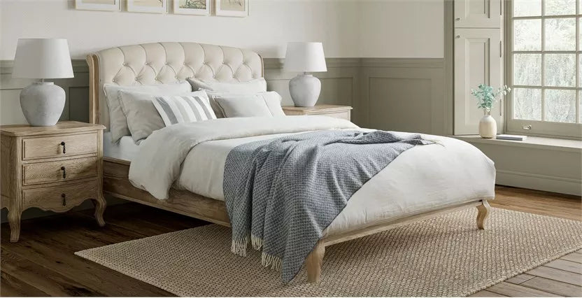 Selcombe Bed Set