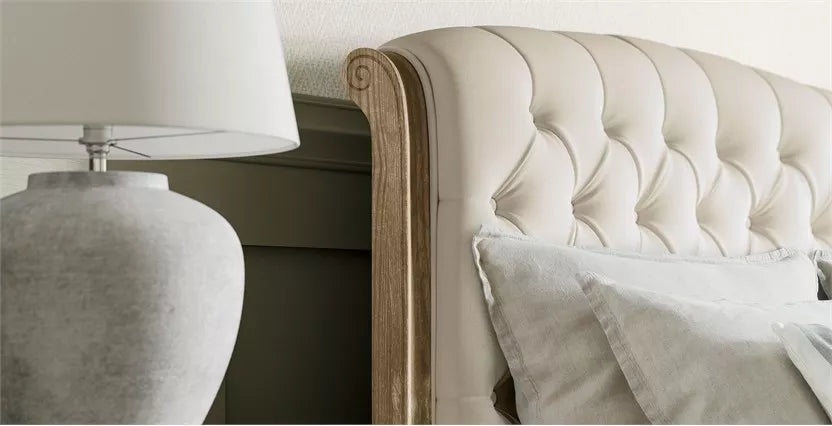 Selcombe Bed Set